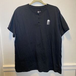 Y2K Taco Bell Logo Henley Graphic Tee Black 2X Cotton Blend Uniform